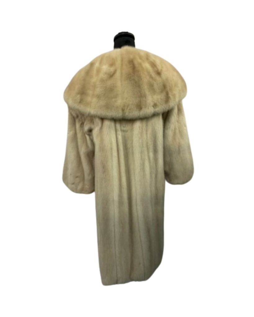 Tourmaline Mink Coat with Shawl Collar and Straight Open Sleeves
