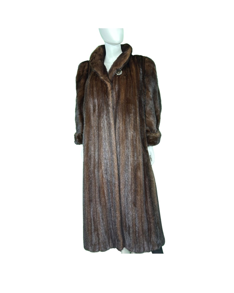 Gorgeous Pre-Owned Female Mahogany Mink Coat with Wing Tip Collar & Turned Cuffs 
